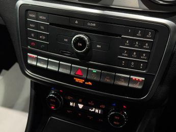 Mercedes-Benz GLA 2.1 GLA220d AMG Line (Premium) 7G-DCT 4MATIC Euro 6 (s/s) 5dr