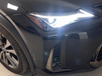 Lexus UX 2.0 250h F Sport E-CVT Euro 6 (s/s) 5dr