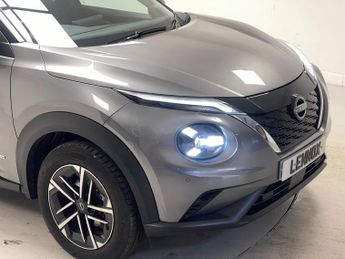 Nissan Juke 1.6 N-Connecta Auto Euro 6 5dr