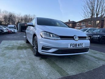 Volkswagen Golf TDi 2.0 TDI SE Nav Euro 6 (s/s) 5dr