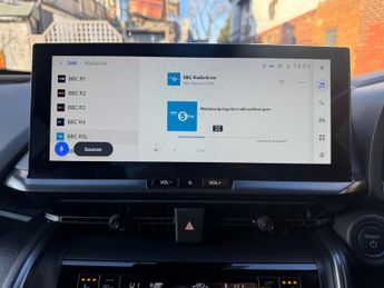 Toyota C-HR 2.0 VVT 13.6kWh Design CVT Euro 6 (s/s) 5dr