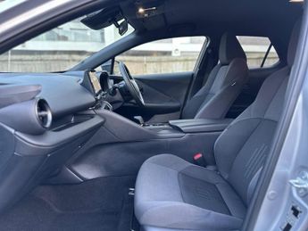 Toyota C-HR 2.0 VVT 13.6kWh Design CVT Euro 6 (s/s) 5dr