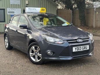 Ford Focus 1.0T EcoBoost Zetec Euro 5 (s/s) 5dr