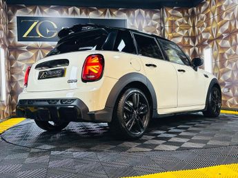 MINI Hatch 1.5 Cooper Sport Steptronic Euro 6 (s/s) 5dr