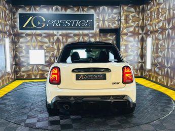 MINI Hatch 1.5 Cooper Sport Steptronic Euro 6 (s/s) 5dr