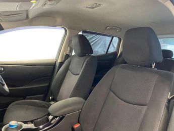 Nissan Leaf 24kWh Acenta Auto 5dr