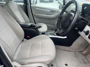 Mercedes-Benz A Class 2.0 A180 CDI Avantgarde SE CVT 5dr