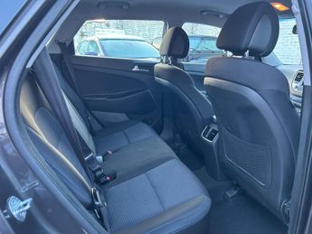 Hyundai TUCSON 1.7 CRDi Blue Drive SE Nav DCT Euro 6 (s/s) 5dr