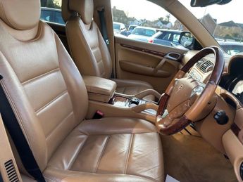 Porsche Cayenne 3.6 V6 Tiptronic S AWD 5dr