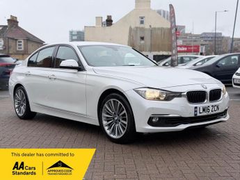 BMW 330 2.0 330e 7.6kWh Luxury Auto Euro 6 (s/s) 4dr