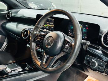 Mercedes-Benz A Class 1.5 A180d SE 7G-DCT Euro 6 (s/s) 5dr