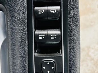 Mercedes-Benz A Class 1.5 A180d SE 7G-DCT Euro 6 (s/s) 5dr