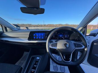 Volkswagen Golf 1.5 eTSI MHEV Life DSG Euro 6 (s/s) 5dr