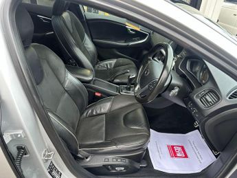 Volvo V40 2.0 D3 R-Design Nav Plus Euro 6 (s/s) 5dr