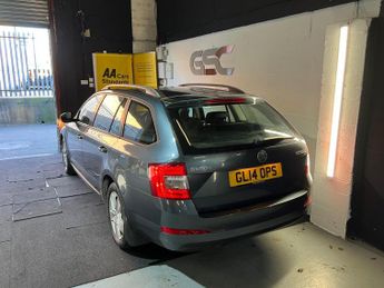 Skoda Octavia 1.6 TDI SE DSG Euro 5 (s/s) 5dr