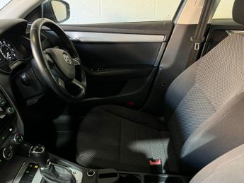 Skoda Octavia 1.6 TDI SE DSG Euro 5 (s/s) 5dr