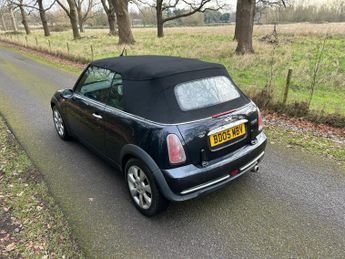 MINI Convertible 1.6 Cooper Euro 3 2dr