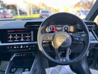 Audi A3 1.0 TFSI 30 S line S Tronic Euro 6 (s/s) 4dr