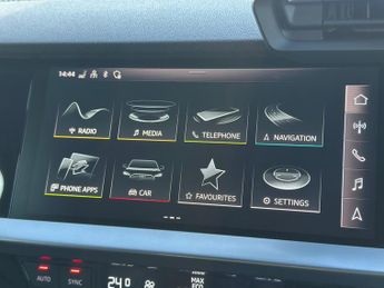 Audi A3 1.0 TFSI 30 S line S Tronic Euro 6 (s/s) 4dr