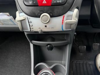 Toyota AYGO 1.0 VVT-i Platinum Euro 4 3dr