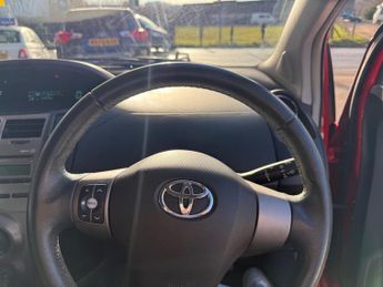 Toyota Yaris 1.0 VVT-i TR Euro 4 3dr