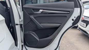 Audi Q5 Audi Q5 2.0 TDI 40 Sport quattro Euro 6