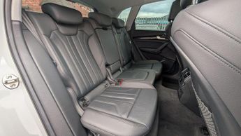 Audi Q5 Audi Q5 2.0 TDI 40 Sport quattro Euro 6