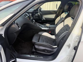 Citroen DS5 2.0 h e-HDi Airdream DSport EGS6 4WD Euro 5 (s/s) 5dr