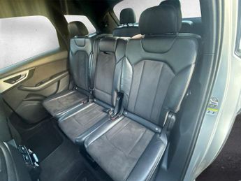 Audi Q7 3.0 TDI V6 S line Tiptronic quattro Euro 6 (s/s) 5dr