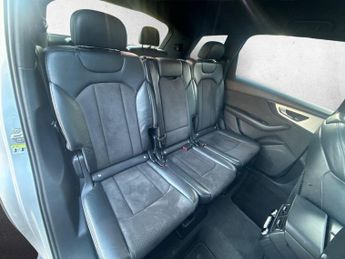 Audi Q7 3.0 TDI V6 S line Tiptronic quattro Euro 6 (s/s) 5dr