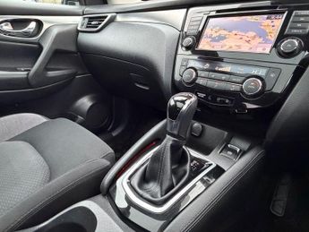 Nissan Qashqai 1.3 DIG-T N-Connecta DCT Auto Euro 6 (s/s) 5dr