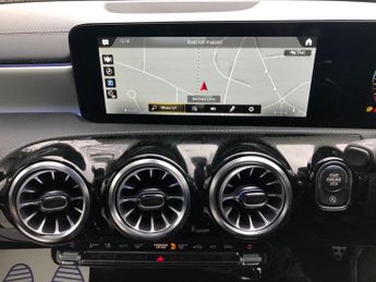 Mercedes-Benz CLA 1.3 CLA180 AMG Line (Executive) Coupe 7G-DCT Euro 6 (s/s) 4dr