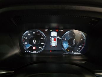 Volvo XC60 2.0 T4 Edition Auto Euro 6 (s/s) 5dr