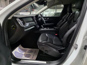 Volvo XC60 2.0 T4 Edition Auto Euro 6 (s/s) 5dr