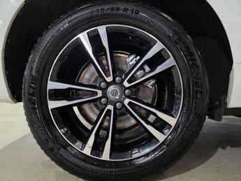Volvo XC60 2.0 T4 Edition Auto Euro 6 (s/s) 5dr