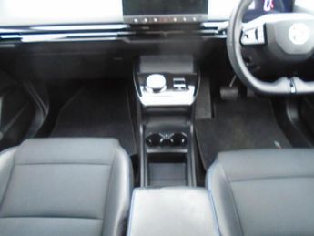 MG MG4 64kWh Trophy Long Range Auto 5dr