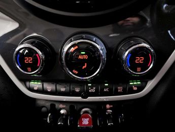 MINI Countryman 2.0 Cooper SD SUV 5dr Diesel Auto ALL4 Euro 6 (s/s) (190 ps)