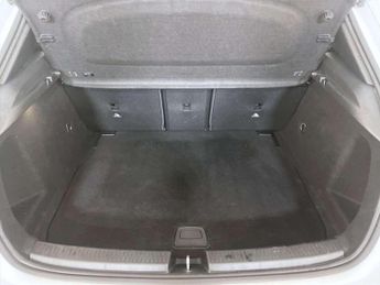 Mercedes-Benz A Class 1.3 A200 Sport (Executive) Hatchback 5dr Petrol 7G-DCT Euro 6 (s