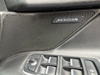 JAGUAR XF 2.0i R-Sport GPF Saloon 4dr Petrol Auto AWD Euro 6 (s/s) (300 ps