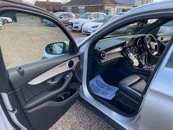 Mercedes-Benz GLC 2.1 GLC220d AMG Line G-Tronic 4MATIC Euro 6 (s/s) 5dr