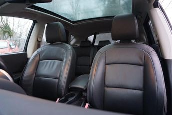 Nissan Qashqai 2.0 Tekna CVT 2WD Euro 5 5dr