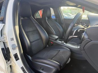 Mercedes-Benz A Class 2.1 A200d AMG Line (Premium Plus) 7G-DCT Euro 6 (s/s) 5dr