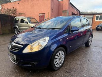 Vauxhall Corsa 1.4i 16v Club 5dr