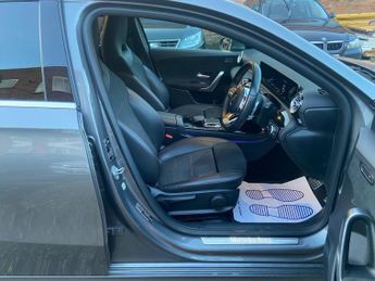 Mercedes-Benz A Class 1.5 A180d AMG Line (Premium) 7G-DCT Euro 6 (s/s) 5dr