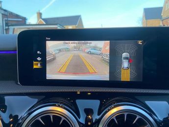 Mercedes-Benz A Class 1.5 A180d AMG Line (Premium) 7G-DCT Euro 6 (s/s) 5dr