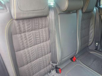 Volkswagen Golf 2.0 TFSI GTI Pirelli DSG 5dr