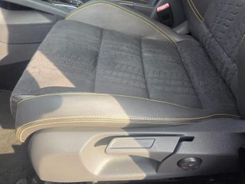 Volkswagen Golf 2.0 TFSI GTI Pirelli DSG 5dr