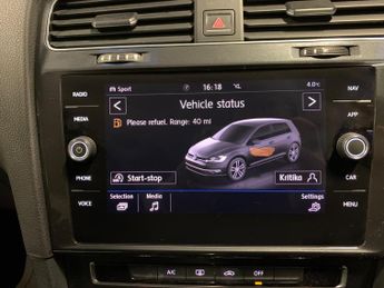 Volkswagen Golf 1.6 TDI SE Nav DSG Euro 6 (s/s) 5dr