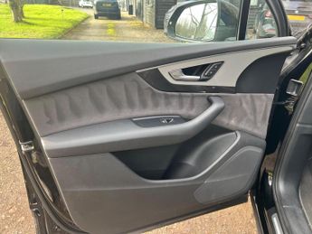 Audi Q7 3.0 TDI V6 S line Tiptronic quattro Euro 6 (s/s) 5dr