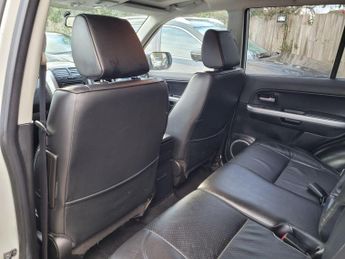 Suzuki Grand Vitara 2.4 VVT SZ5 Auto 4WD Euro 5 5dr